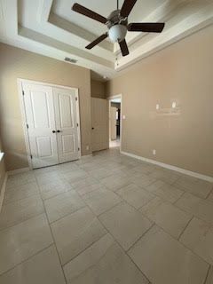 Building Photo - 2713 E Eisenhower Ave