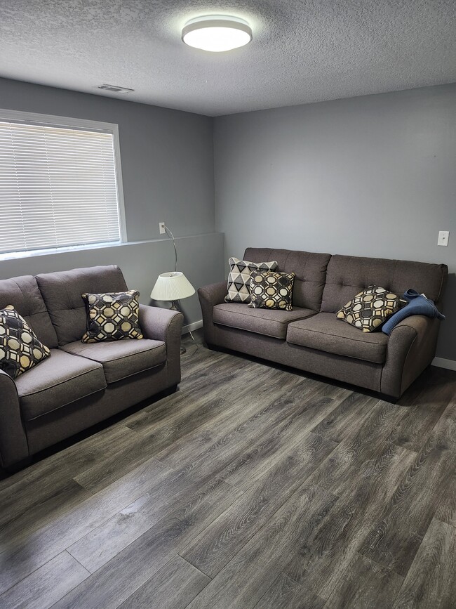 Building Photo - 7211 Camden Ave N