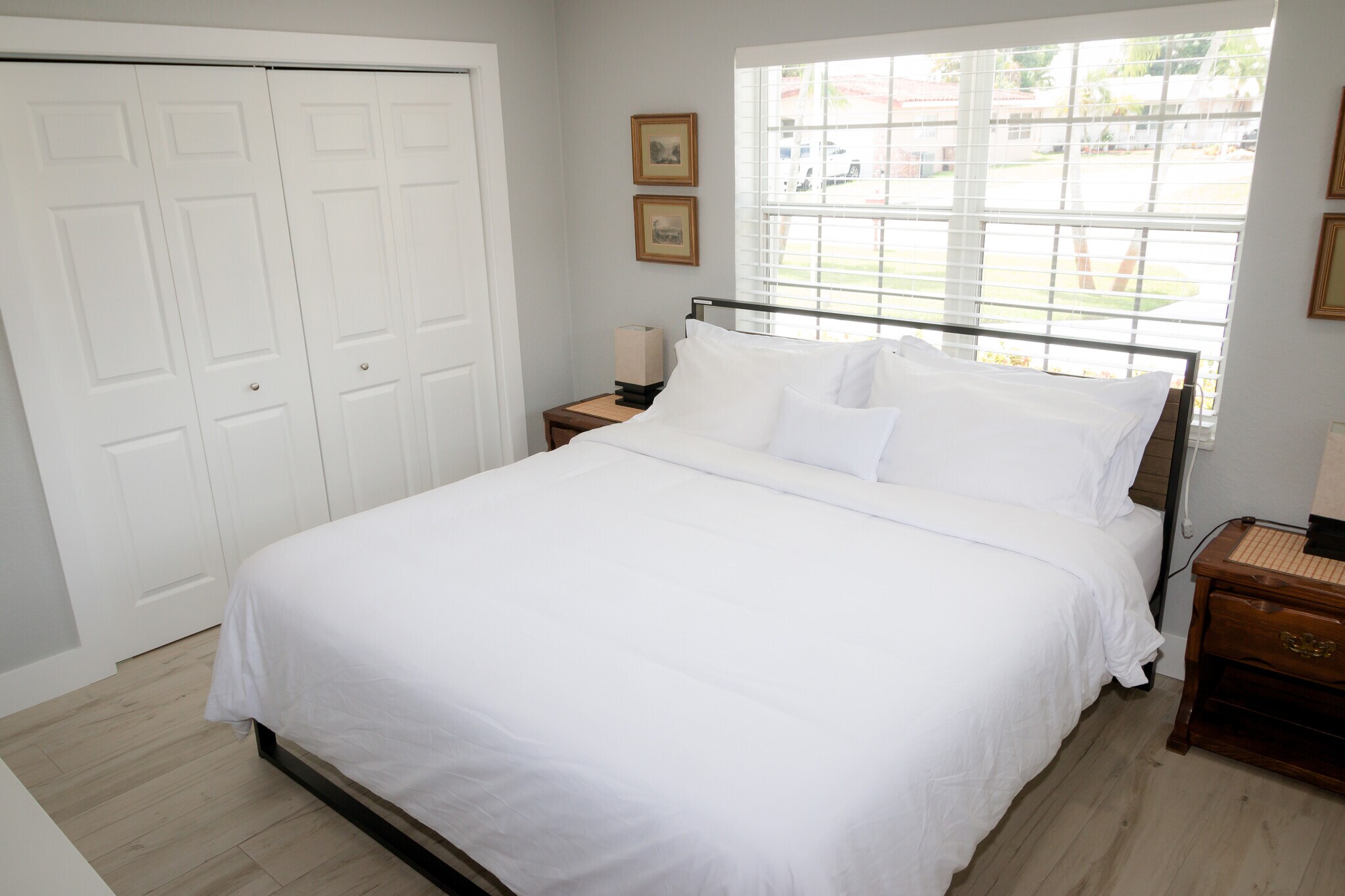 Bedroom #2 (Sleeps 2) - 1 King 12" Pressure Relief Olive Oil Memory Foam iCoil® Hybrid Mattress - 4540 NW 12th Dr