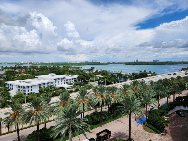 Building Photo - 10275 Collins Ave