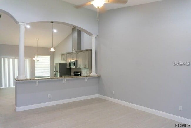 Building Photo - 64 Farmsworth Dr