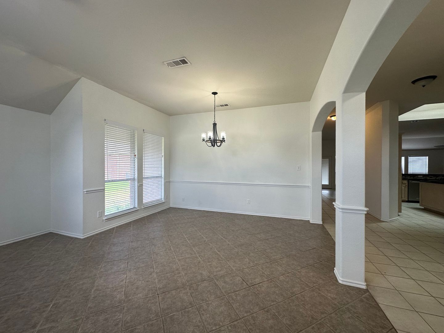 Building Photo - 11913 Wildwood Ln