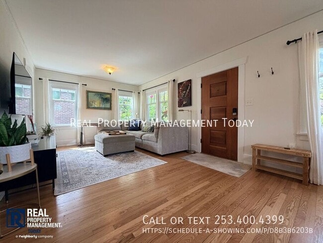 Building Photo - 4310 N 31st St