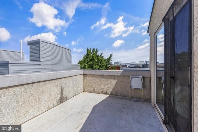 Building Photo - 1780 Frankford Ave