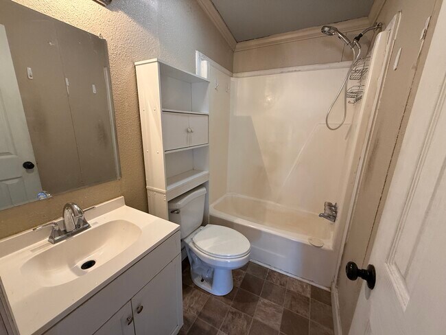 Building Photo - 1033 Union Hill Church Rd