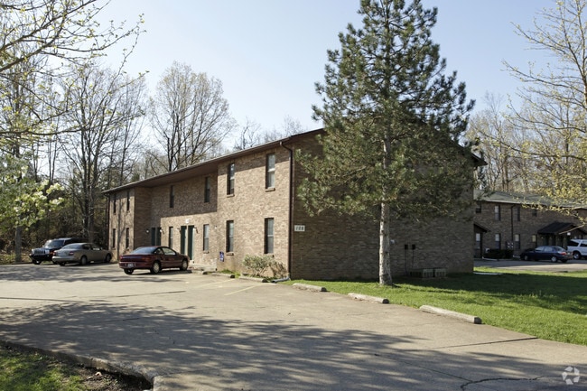Building Photo - 730-740 E Lincoln Trail Blvd