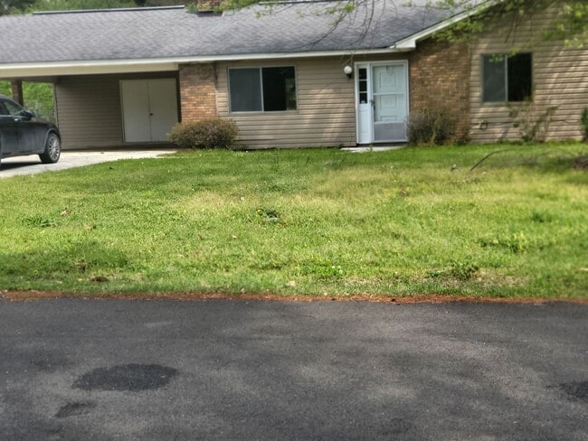 Building Photo - 11135 Arrowhead Rd