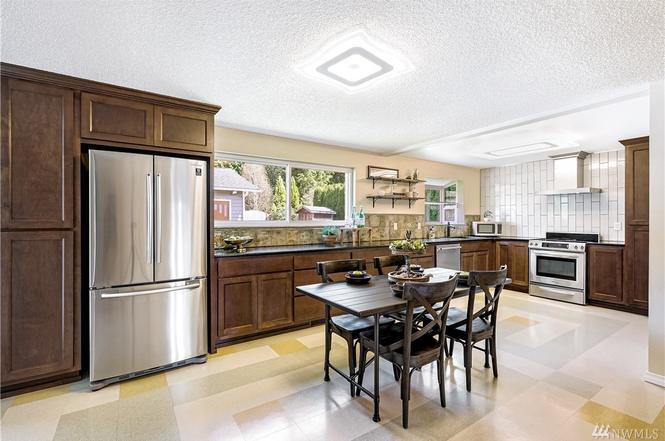 newly updated gourmet kitchen - 1307 Cypress Ln