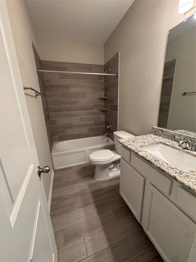 Building Photo - 15722 Monkey Rock Dr