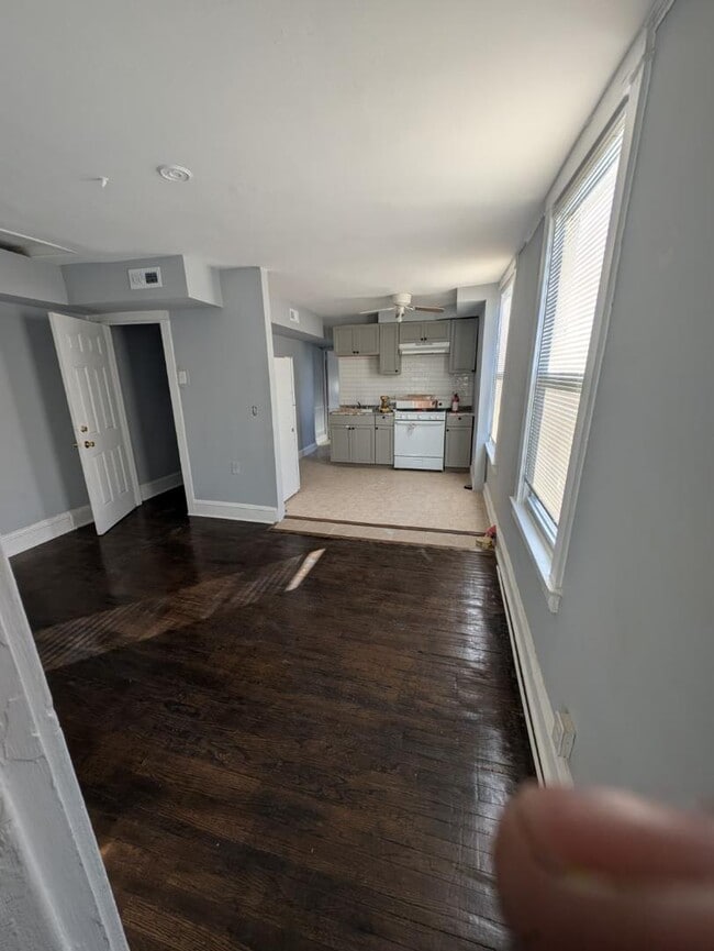 Building Photo - 6731 Haverford Ave