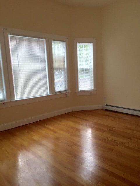 Building Photo - 763 Merimack St
