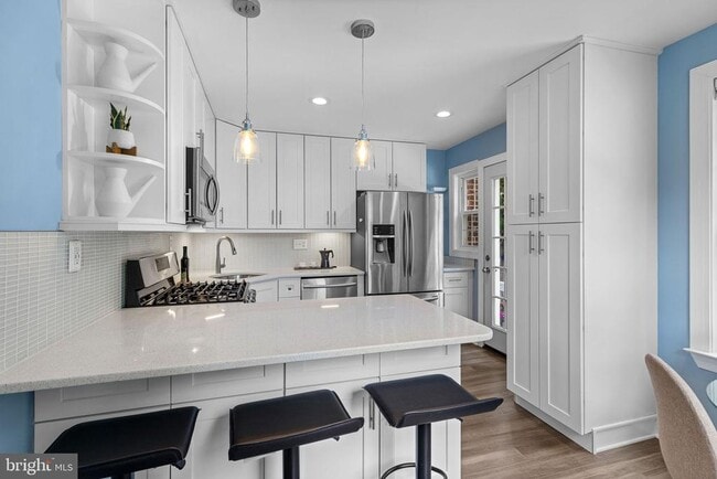 Building Photo - 2613 S Troy St