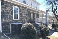 Building Photo - 243 Glenville Rd