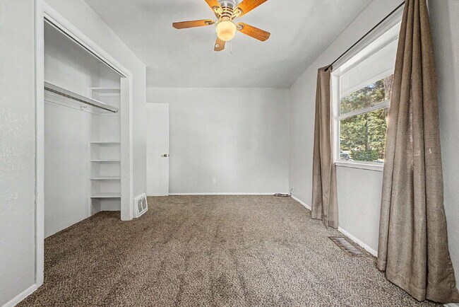 Building Photo - Virginia Village 4 Bed / 1 Bath for rent