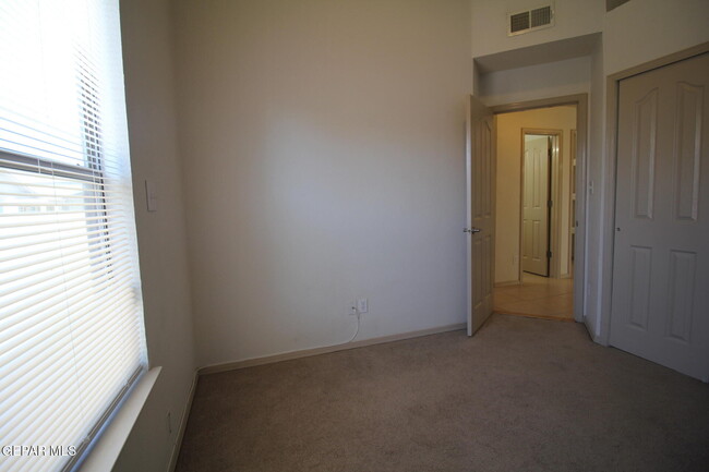Building Photo - 14009 Robert Ituarte Dr