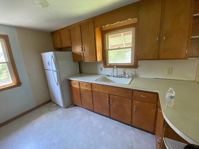 Building Photo - 406 Callodine Ave