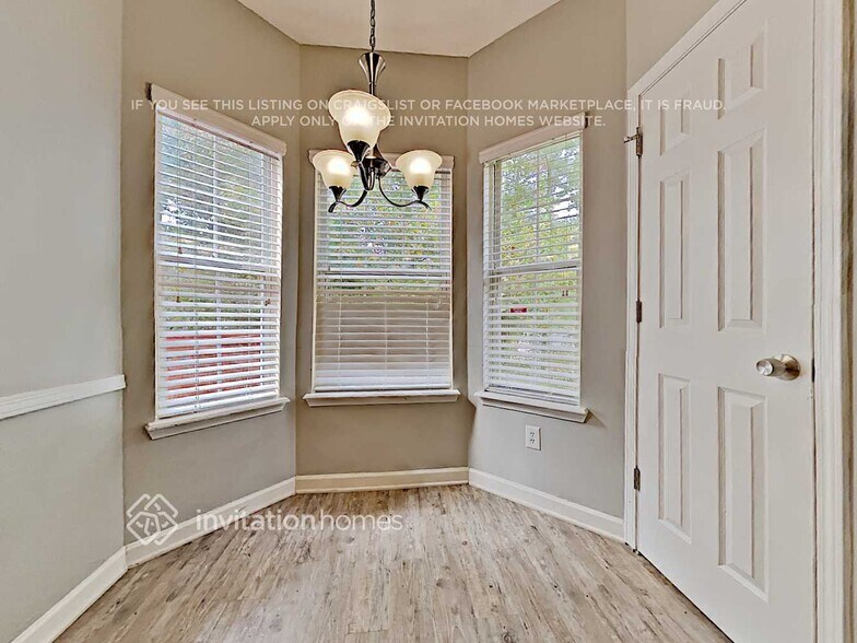 Building Photo - 4631 Noah Overlook W