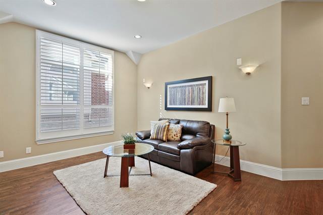 Building Photo - 13732 Eleanor Ave