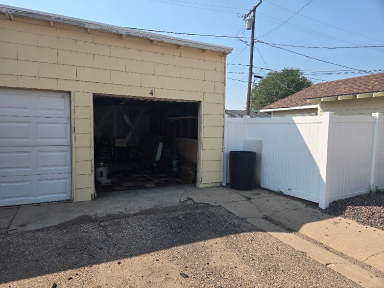 Building Photo - 111 Elbow Ct