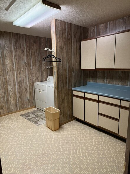 Building Photo - 35503 Irvin Way