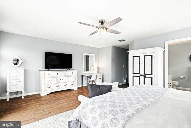 Building Photo - 536 W Montgomery Ave