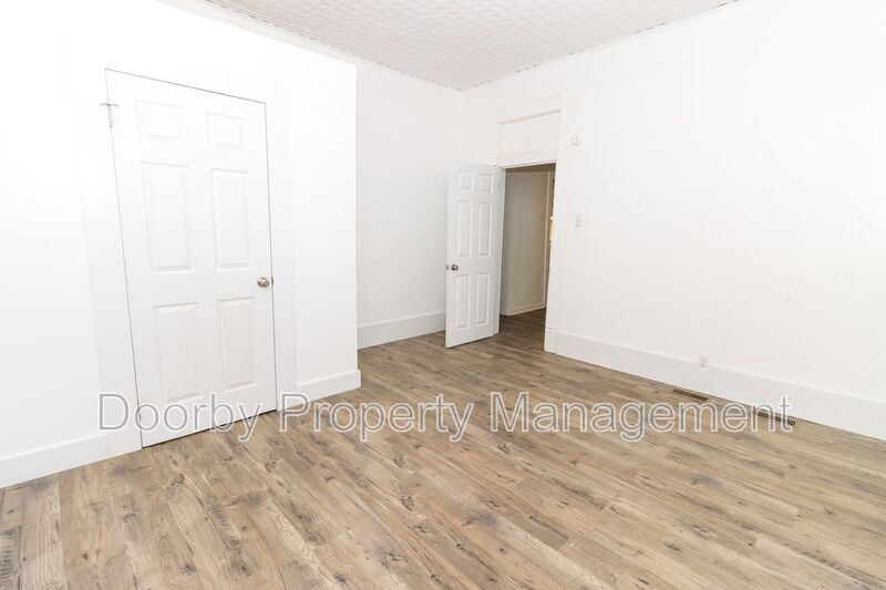 Building Photo - 4509 Highland Ave