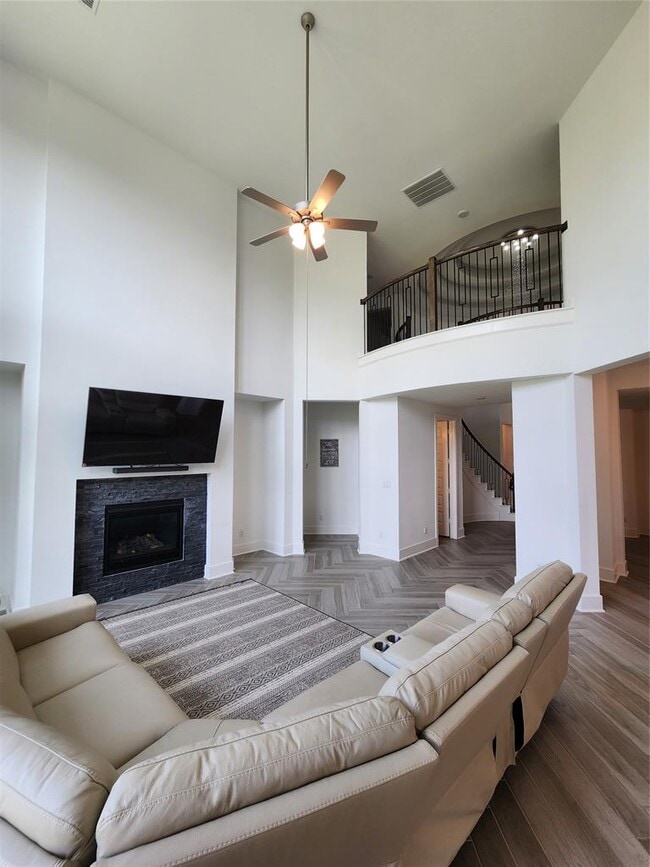 Building Photo - 134 Arcadian Ln
