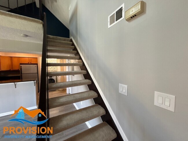 Building Photo - 14009 Briston St