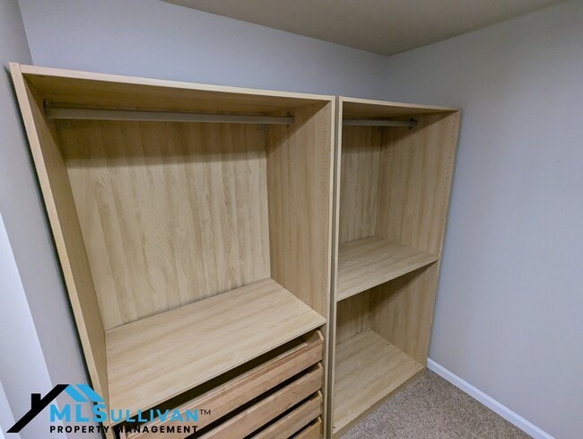 Building Photo - 8219 Saltwood Pl