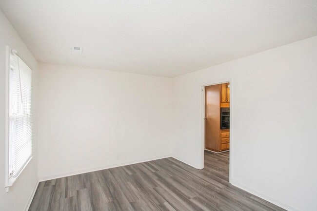 Building Photo - 108 Panamint Dr