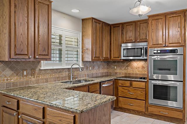 Building Photo - 10141 Fieldfare Ct