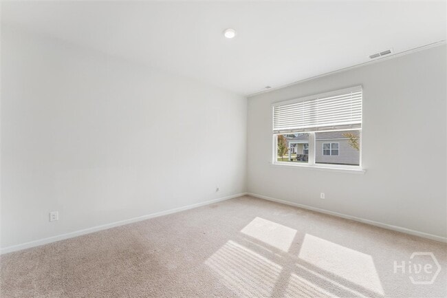 Building Photo - 116 Buttermere Wy
