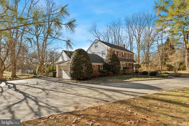 Building Photo - 1012 Morris Ave