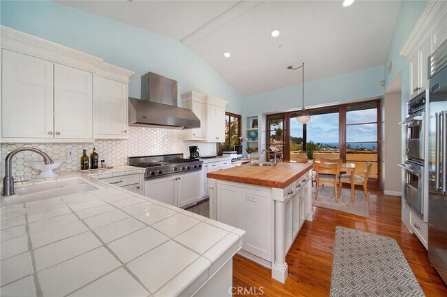 Building Photo - 1131 Emerald Bay