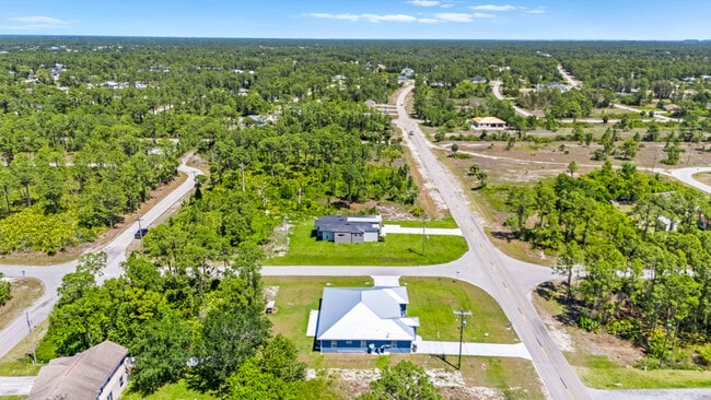 Building Photo - 710 Eisenhower Blvd