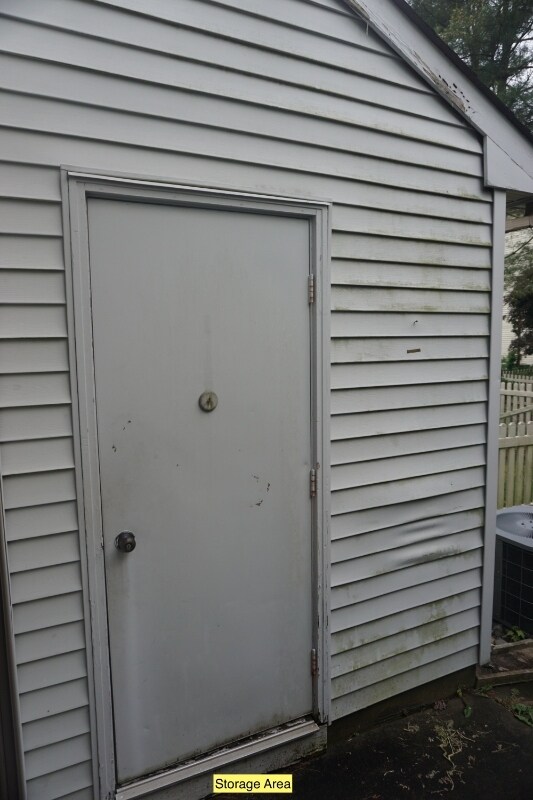 Building Photo - 10 Carlyle Ct