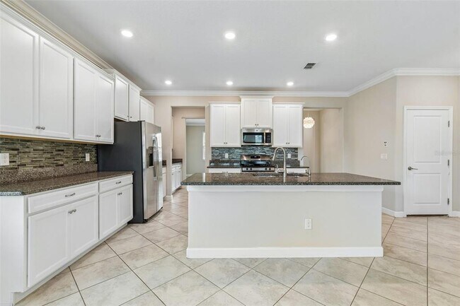 Building Photo - 25057 Lambrusco Loop