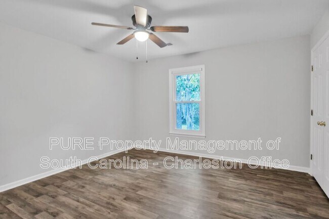 Building Photo - 174 Winding Rock Rd