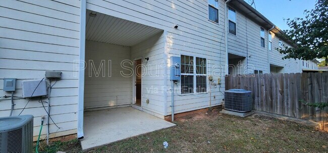 Building Photo - 6864 Mountain Cir