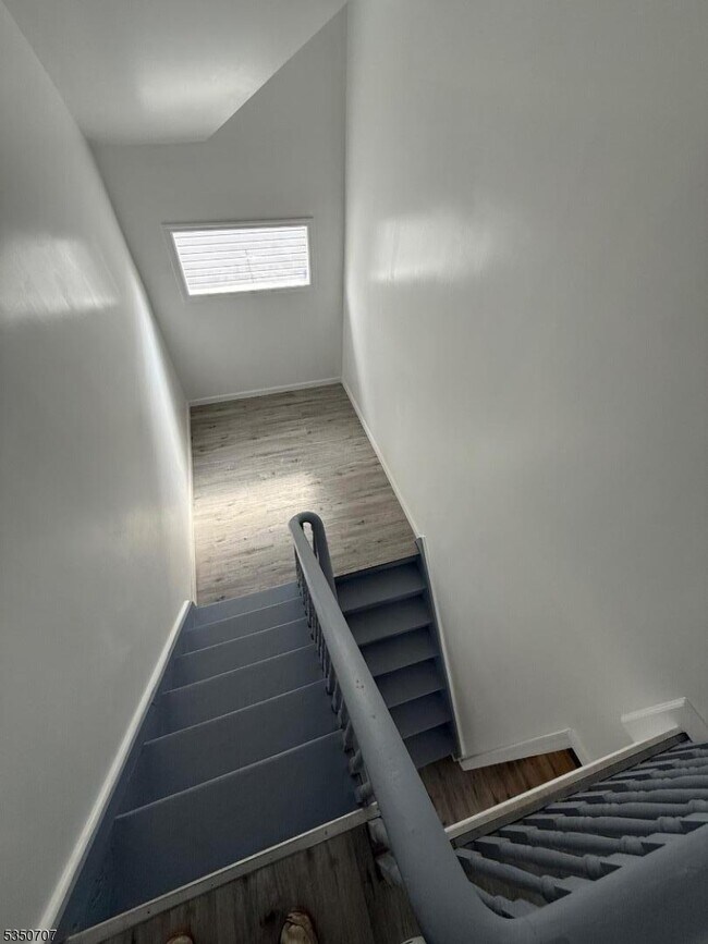 Building Photo - 15 Winthrop Terrace