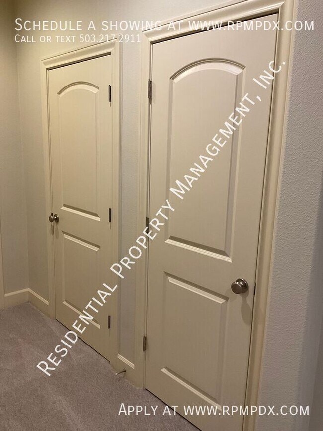 Building Photo - 18278 SW Santoro Dr