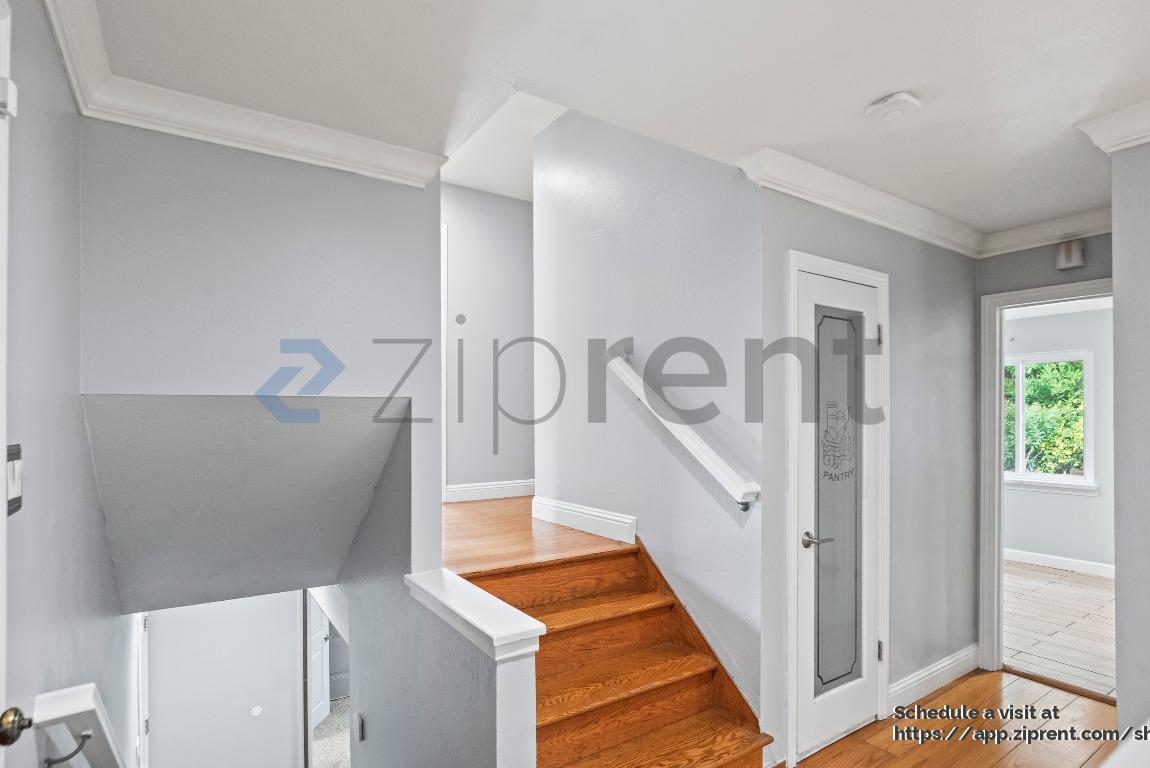 Building Photo - 4847 Stacy St