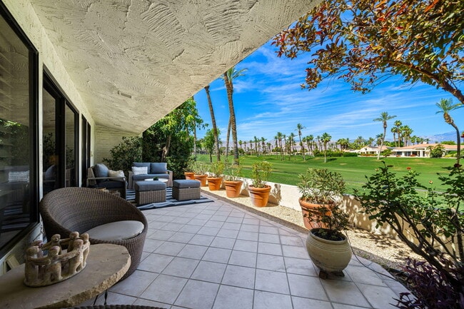Building Photo - 44825 Guadalupe Dr