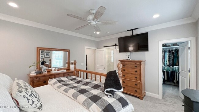 Building Photo - Enviable 4 bedroom and 3.5 bath home with 3 car garage available in North Commons