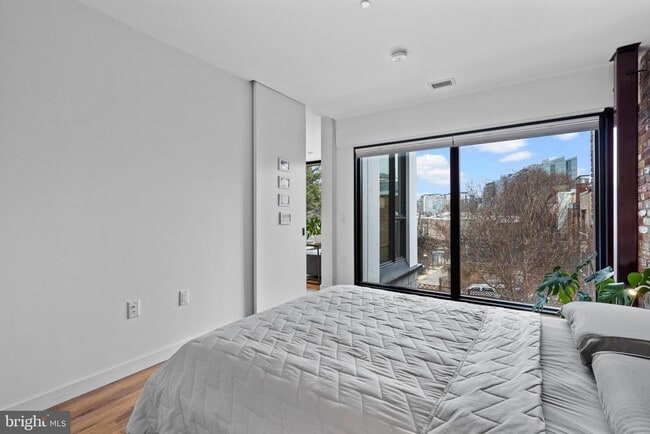 Building Photo - 57 N St NW