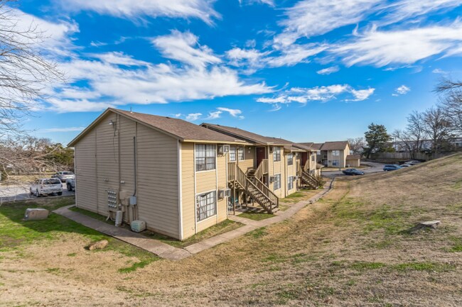Building Photo - 3301 S 113th Ave W
