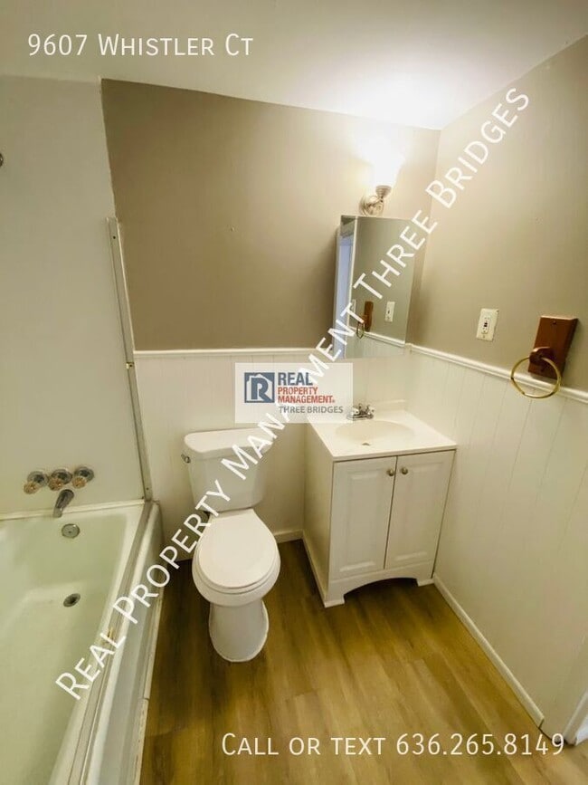 Building Photo - 9607 Whistler Pl