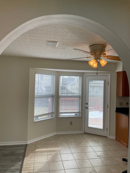 Building Photo - 7516 Swindon St