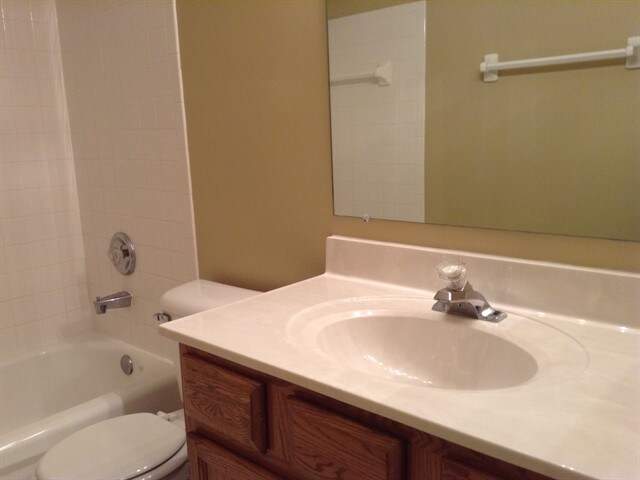 Building Photo - 545 Weeping Willow Ln