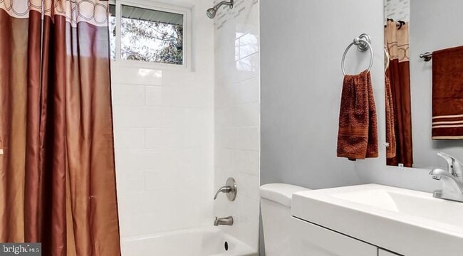 Building Photo - Coming Soon in June! Single Family Home in York Suburban Schools!